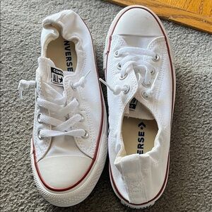 Converse women’s White Canvas slip on Sneakers